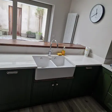 בית נופש Luxury House Near Aviva Stadium דבלין